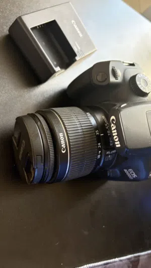 canon 4000D  IN VERY GOOD CONDITION BARELY USED A FEW TIMES