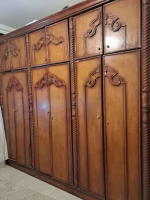 خزانة ملابس