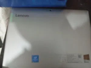Lenovo Intel Atom X5 Window 10
