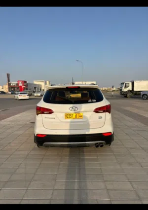 Used Hyundai Santa Fe in Muscat