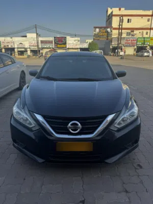 Nissan altima 2018 sv