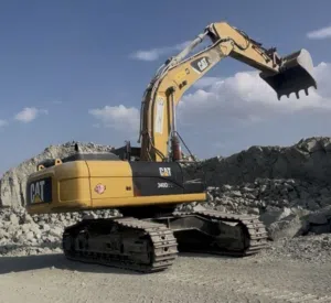Excavator for Rent حفار للإيجار 40 ton40