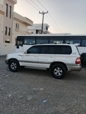 Used Toyota Land Cruiser in Al Dhahirah