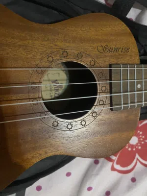 يوكوليلي سان رايز (Ukulele Sunrise) بحالة ممتازة كالجديد