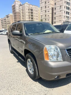 Used GMC Yukon in Farwaniya