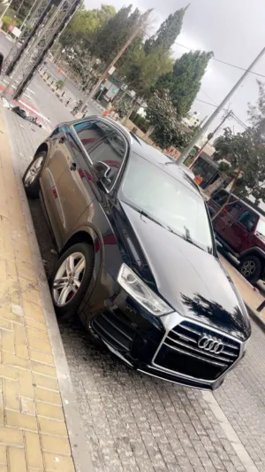 معشوقة الجميع الغنية عن التعريف اودي Q3