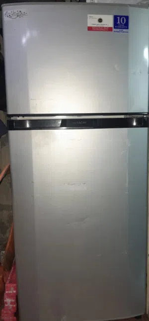Used Hitachi Refrigerator For Sale – Good Working Condition