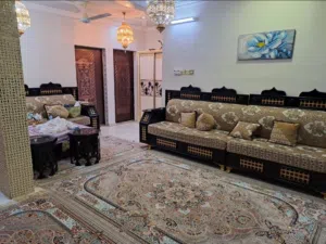 ‏٤ غرف نوم ‏.‏ ٤ حمّامات ‏.‏ 300 م٢‏2