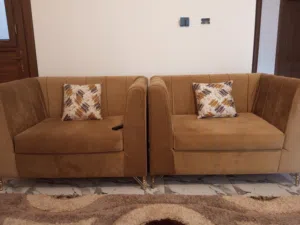 4صالونات و6مخاد نشاف الربيع للبيع 4 مع بعض