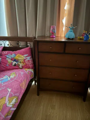 Homes r us bedroom