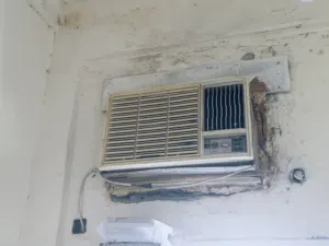 للبيع مجموعة اغراض بحساوي مكيف جنرال  تلاجة سرير دورين حديد ينفصل  +دولاب حديد سلندر غاز معبا