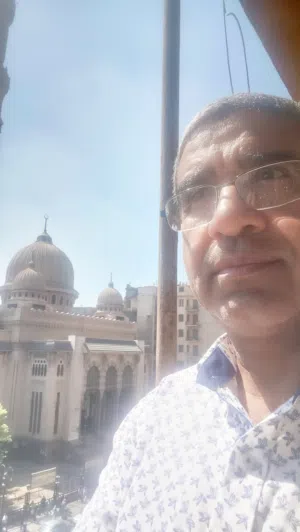 أشرف محمود مغربى 