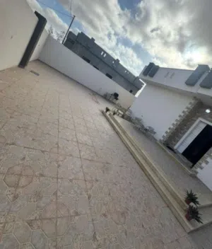منزل لإيجار