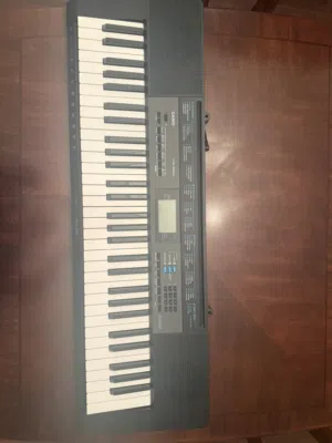 Casio keyboard piano ctk 2550 بيانو كاسيو شبه جديد ما عليه خدشة