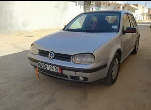 Used Volkswagen Golf in El Oued