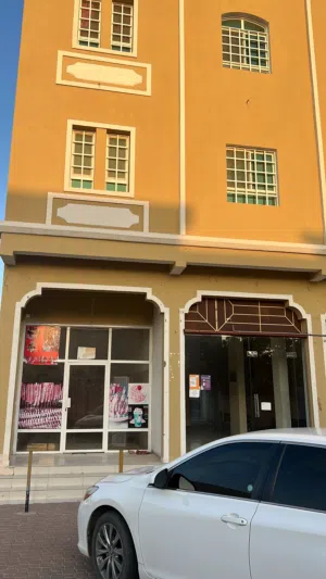 بناية للبيع تجاري سكني موقع ممتاز