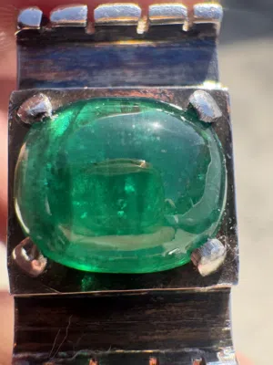 خاتمين رجالي فضه 925 صباغه يدويه حرفيه بالكامل مع أحجار الزمرد الكولومبي الطبيعي الغير معالج إطلاقا