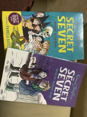 2 Vintage Enid Blyton "Secret Seven" Hardcover Books