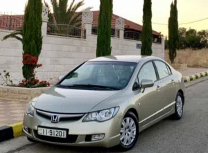 وندا سيفيك 2008  محرك 1800cc بنزين  حالة ممتازة وصيانة دورية