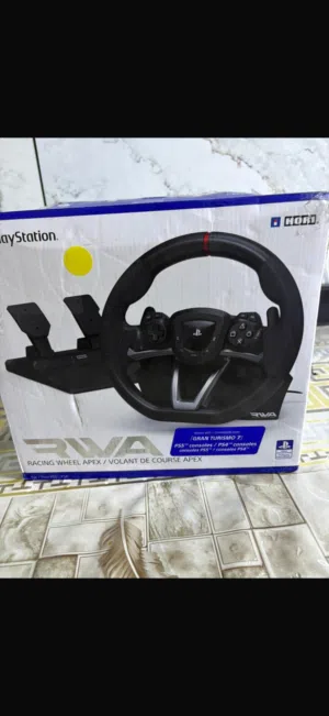 Steering wheel brand new ps and Xbox