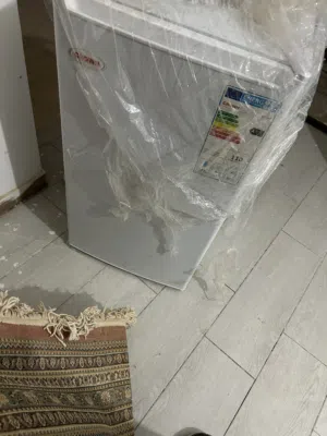 ثلاجه كراون غير مستعمله