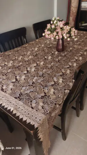 طاولة سفره مع 6 كراسي - خشب ماليزي