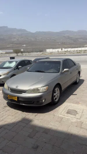 Used Lexus ES in Al Dakhiliya