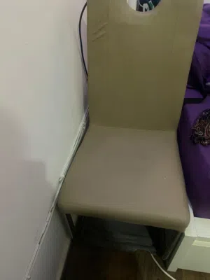 كراسي جلد بارجل معدنية leather chair with metal legs
