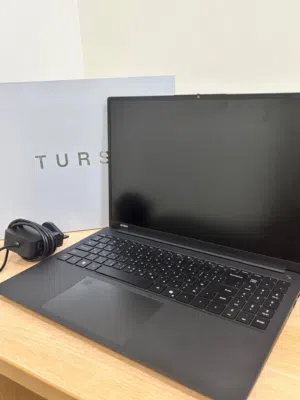 للبيع لابتوب شبه جديد ماركة عنصر Intel i5 الجيل 13 سعر مميز