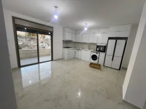 100 m2 2 Bedrooms Apartments for Sale in Ramallah and Al-Bireh Ein Musbah