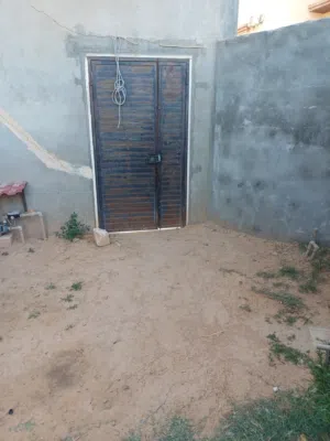 150 m2 Studio Townhouse for Rent in Tripoli Janzour