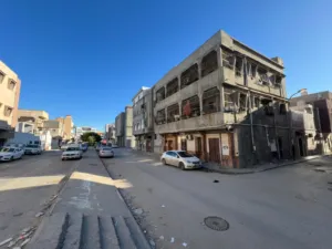 منزل للبيع ثلاثه طوابق
