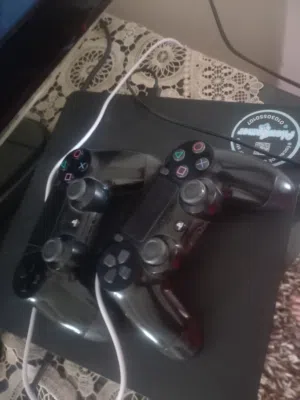 جهاز ps4 موستعمل بي 7500