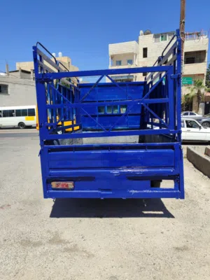 كيا بنحو موديل 2000