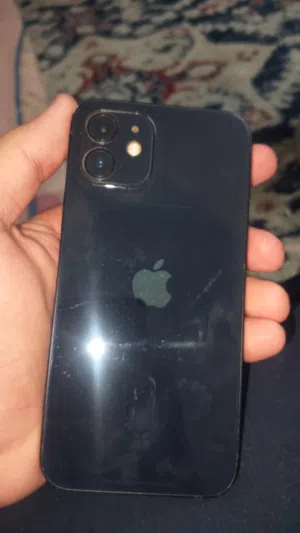 Iphone 12 /128GB battery health 77