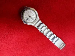 swatch سويسريه