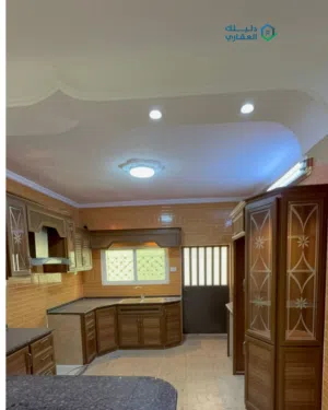 140 m2 3 Bedrooms Apartments for Sale in Zarqa Jabal Al Mugheir