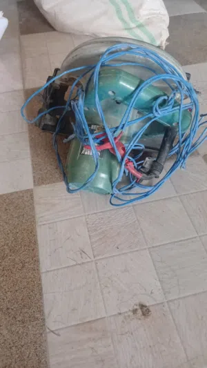 يوجد لدي مجموعة ادوات بناء للبيع جمله كلهن وسعرهن اقل من سعر السوق اقراء الوصف اقراء الوصف