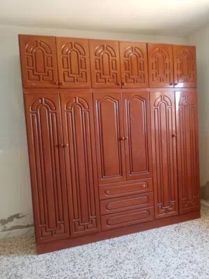 عدد 3أسرة للبيع كل سرير يحتوي علي طابقين ودولاب