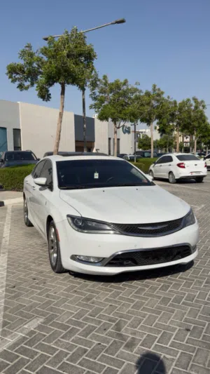 Used Chrysler 200 in Ajman