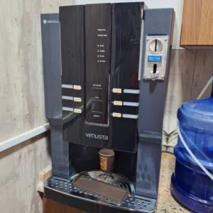 ماكينة قهوة