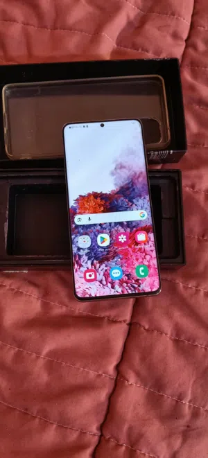Samsung Galaxy S20 Plus 5G 128 GB in Amman