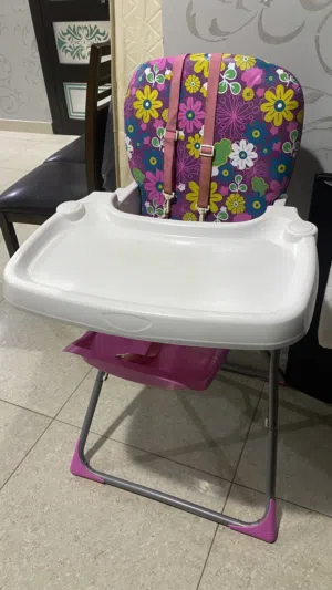 baby dining chair [foldable]+changing bed