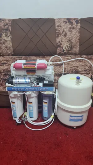فلتر ماء 6 مراحل مستعل بحالة جيد جدا