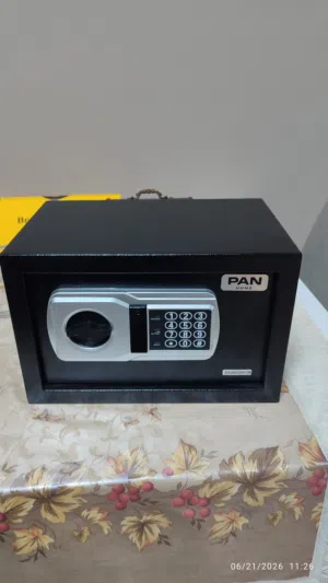 safe box pan.