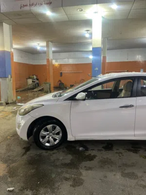 Used Hyundai Elantra in Al Riyadh