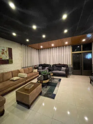 700 m2 3 Bedrooms Villa for Rent in Amman Jubaiha