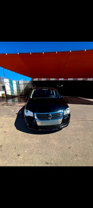 used-volkswagen-touran-in-hebron
