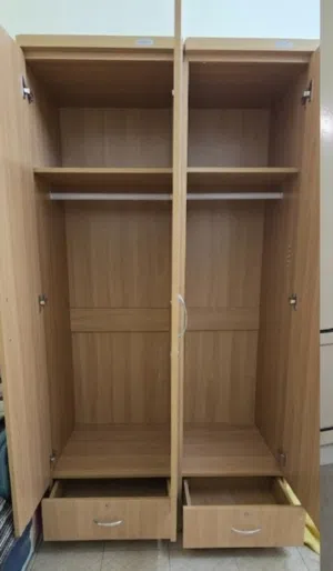 02 single wardrobe