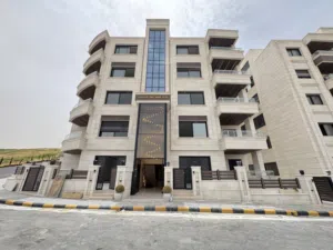 175 m2 3 Bedrooms Apartments for Sale in Amman Deir Ghbar
